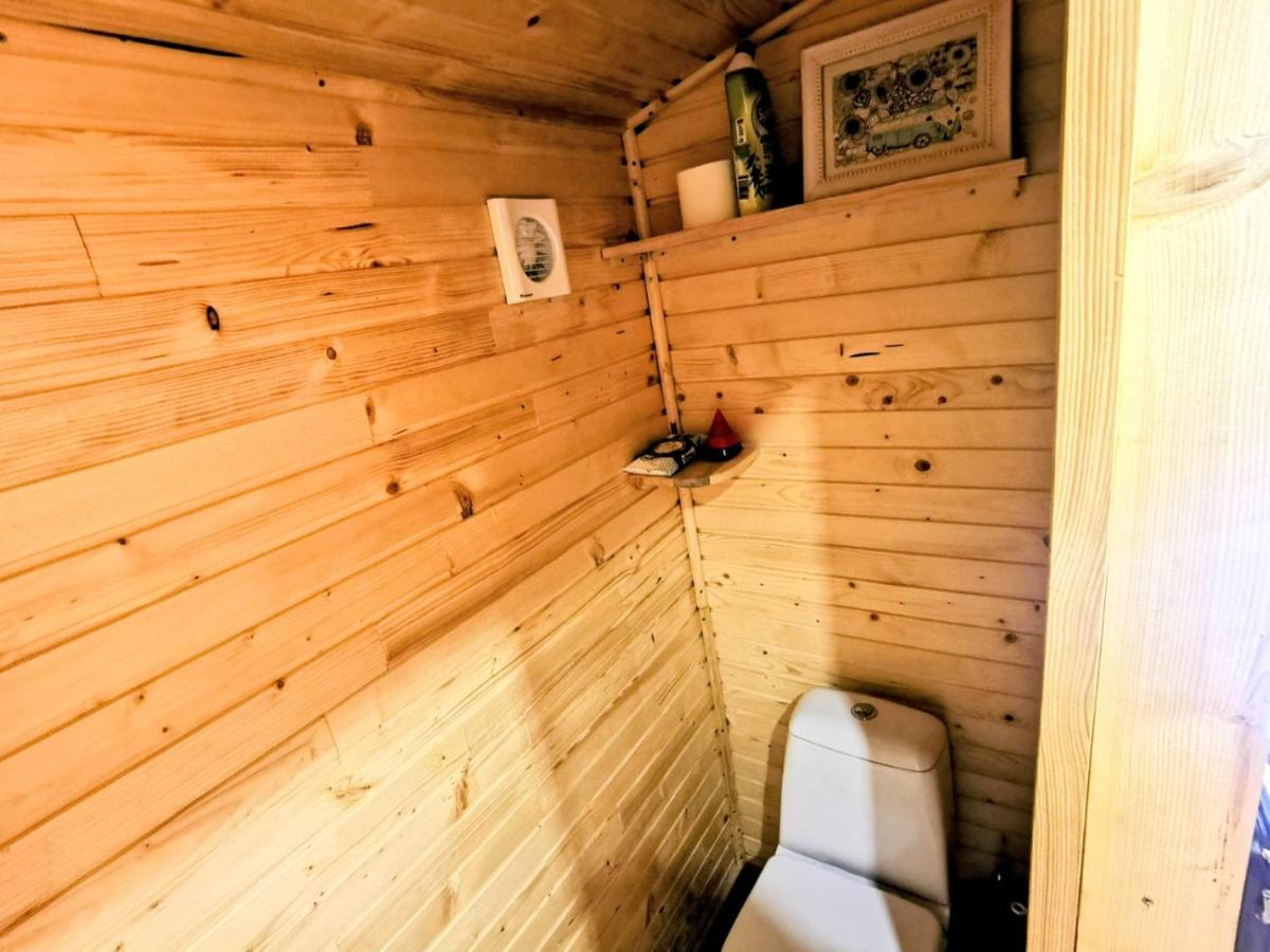 La Roulotte Du Cagire - 4 Pers - Pyrenees Pensionat Villeneuve-de-Rivière Eksteriør billede